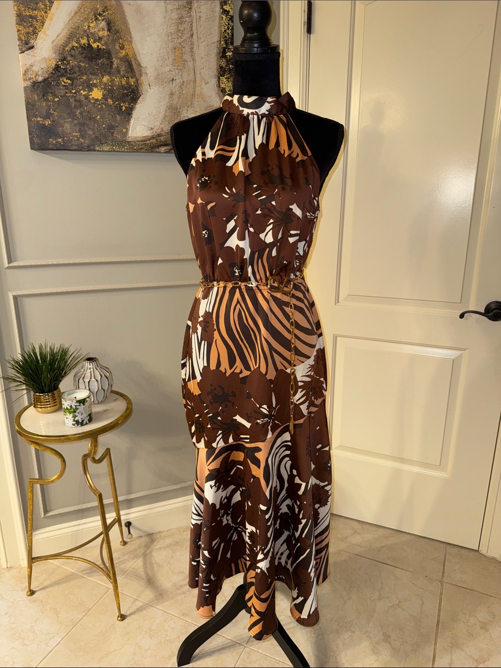 New York and  company  Halter-Neck Brown Floral  Maxi Dress belt , not included